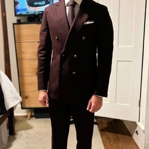 Suitsupply Maroon Double-Breasted Suit 40